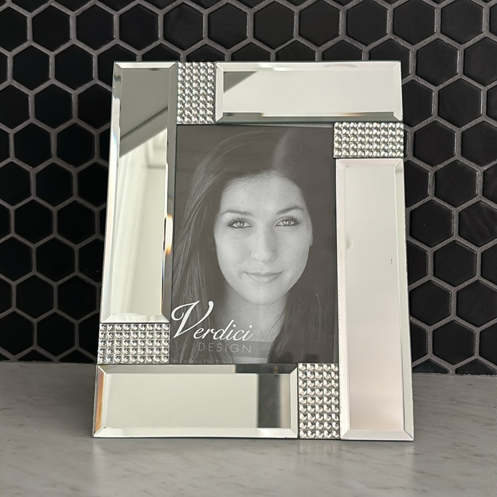 NWT Verdici Mirrored Frame with Diamond Embellishment